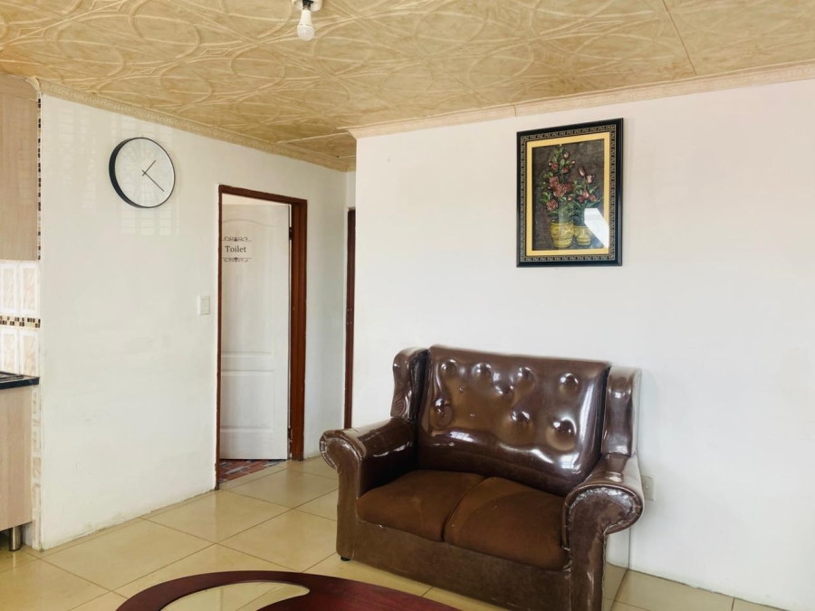 2 Bedroom Property for Sale in Harare Western Cape